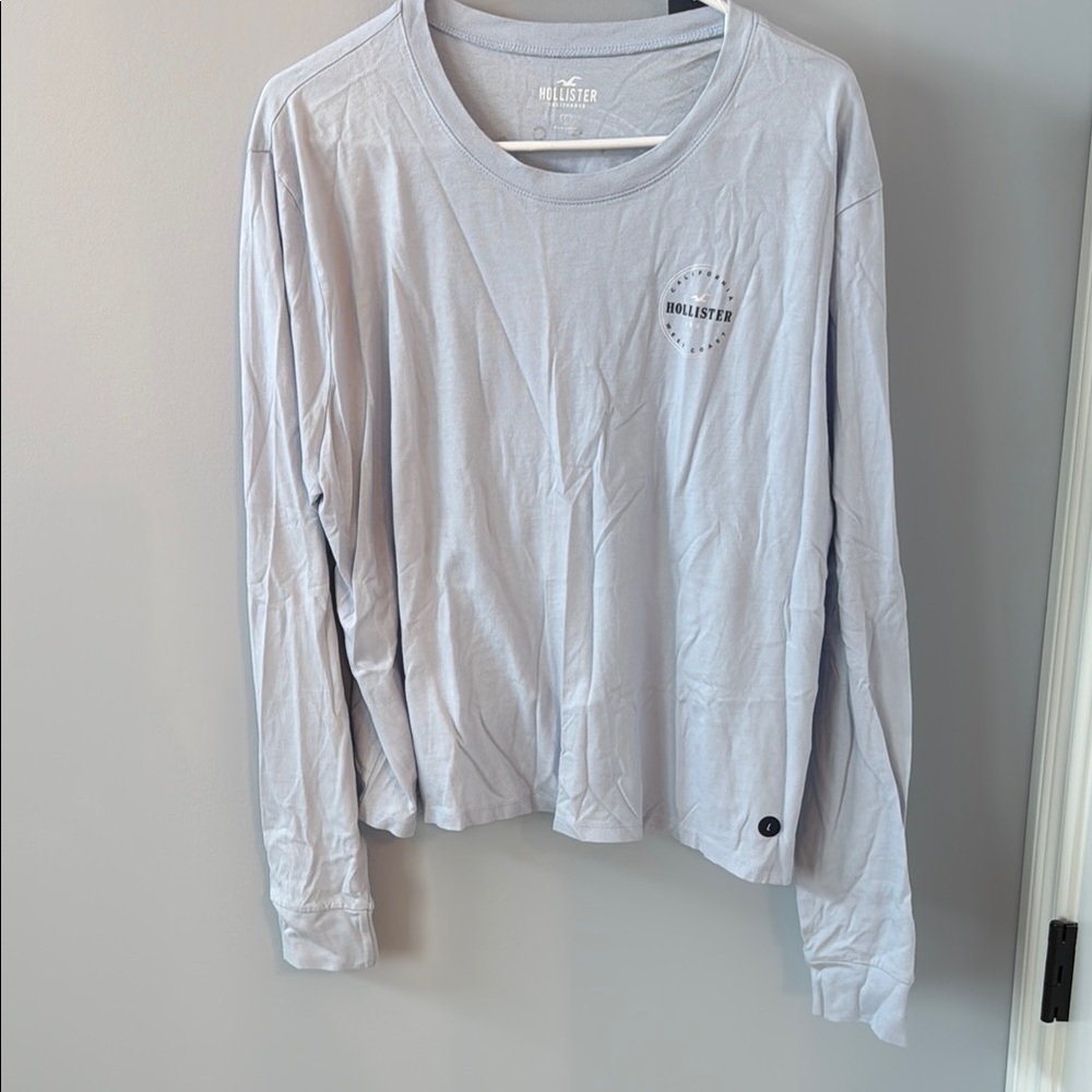 Hollister Soft Gray Crew Neck Top